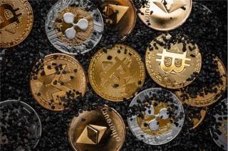 10年前比特币怎么存放(以前的比特币怎么存放的)