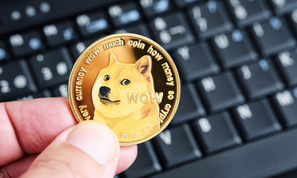 狗狗币从 0.070 美元大关反弹 即将到来的交易时段至关重要